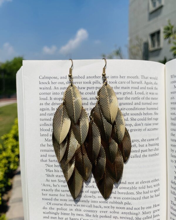 Metallic chandelier earrings