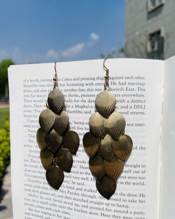 Metallic chandelier earrings