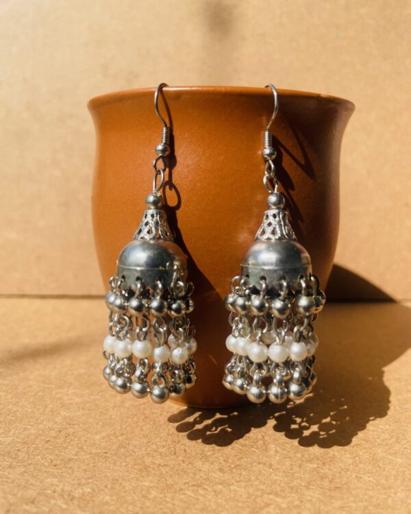 Metal silver & white beaded jhumka