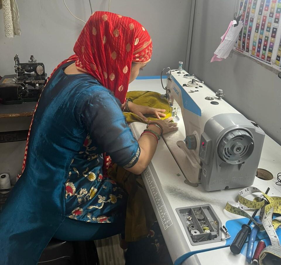 dc8ada2e-0f2a-442f-aa4e-e0ea58d0b44a